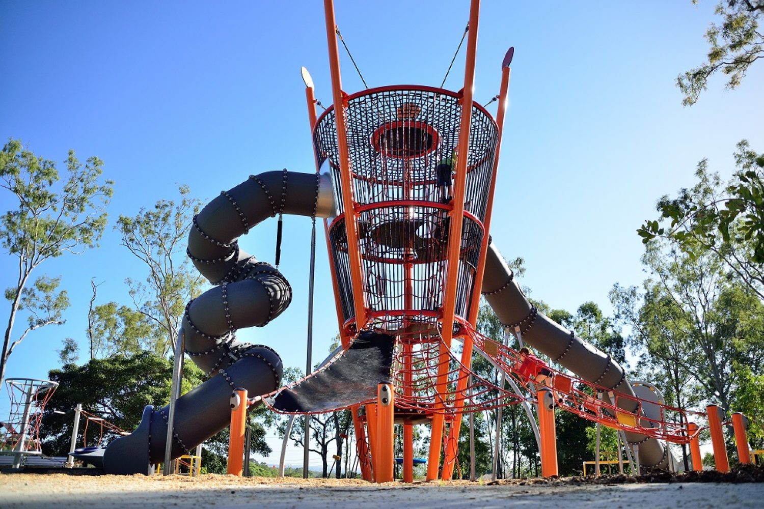 LARGE ROPE PLAY TOWER