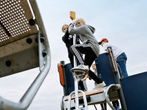 Elements Cliff Rider